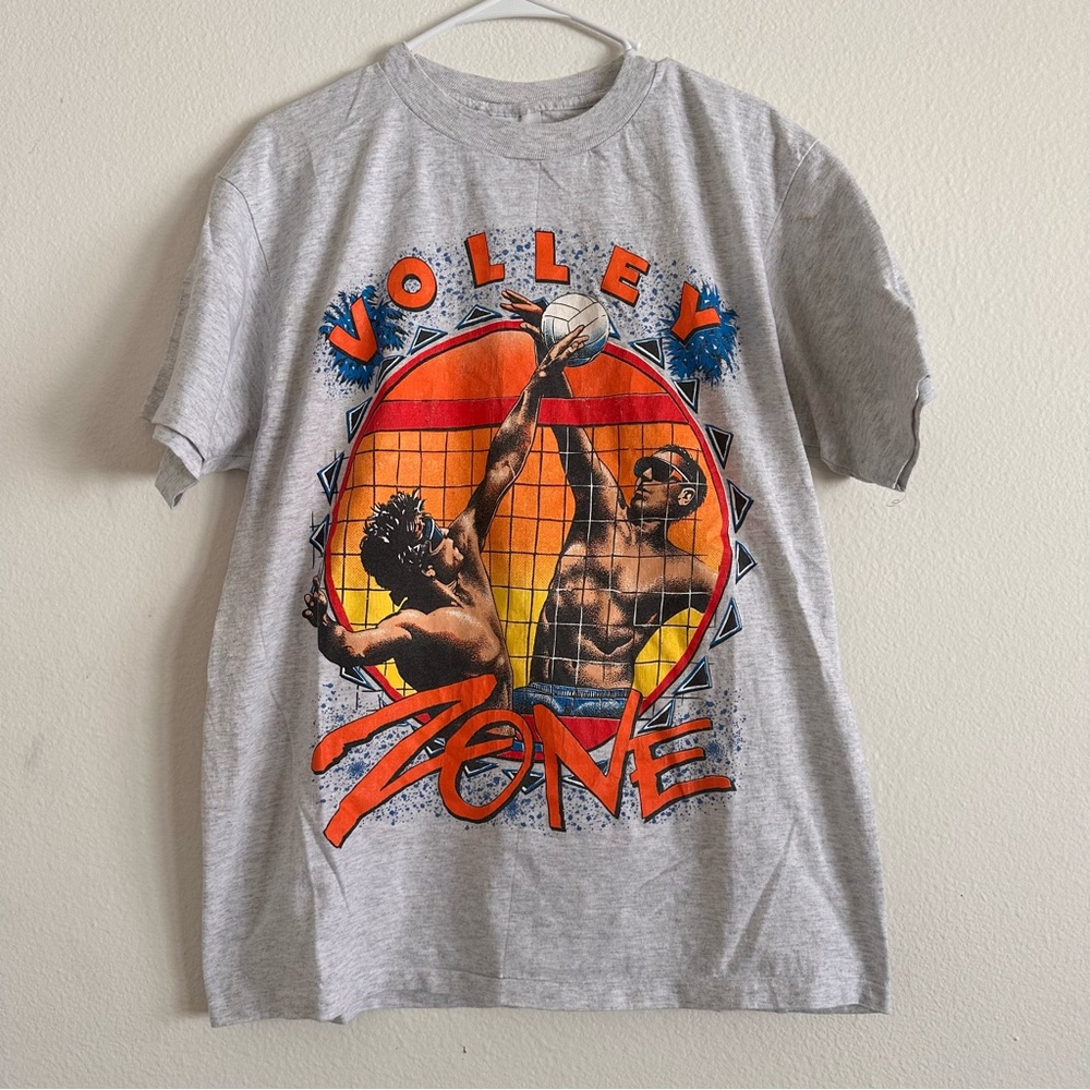 Vintage single stitch 90s VOLLEY ZONE graphic tee